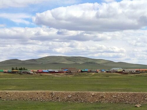 Нэн хэрэгцээтэй мэргэжлээр ажиллаж байгаа албан хаагчдадаа орон сууц авахаар ТЕНДЕР зарлажээ